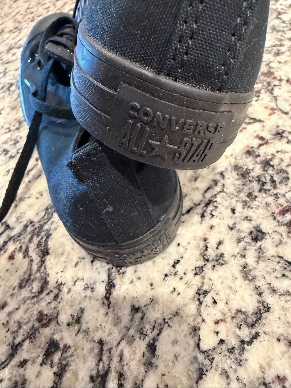 Converse Men's Low-Top Canvas Sneakers - Black